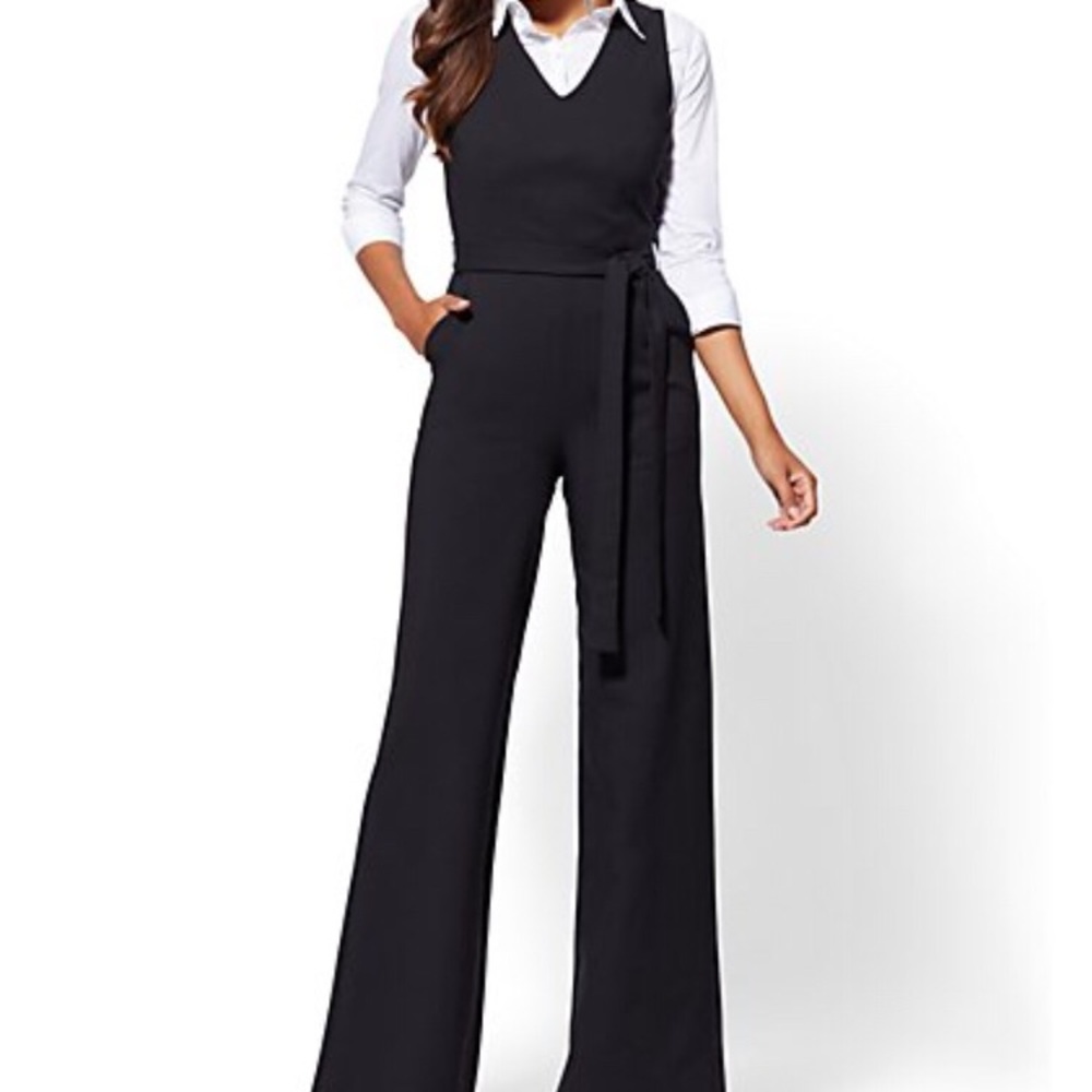 New York and company black sleeveless jumpsuit